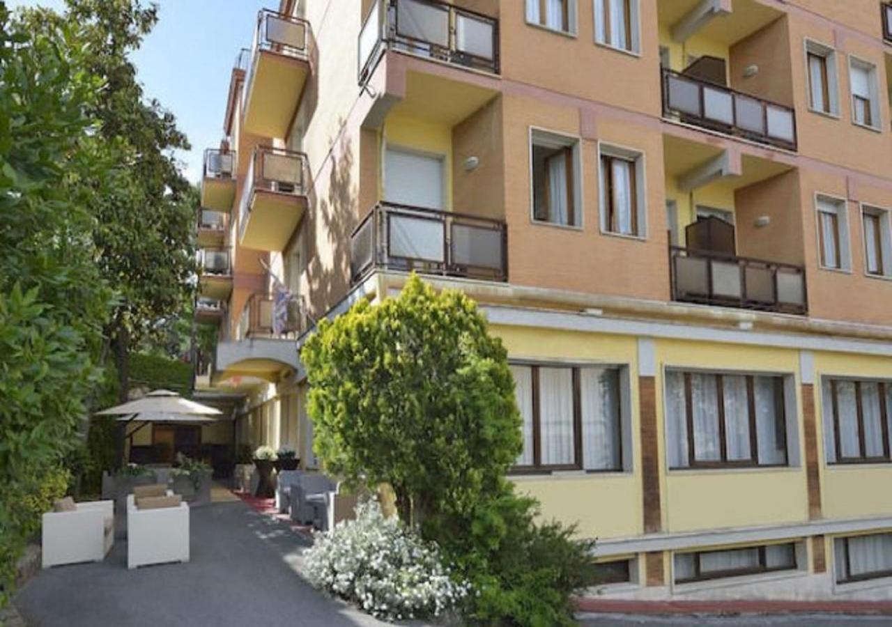 Hotel Attico Chianciano Terme Exterior photo